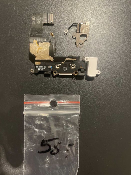 iPhone 5SE 1.gen taśma dolna port ładowania jack biały oryginalna