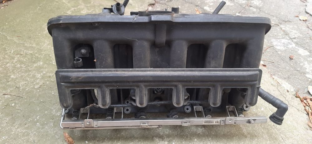 Впускной коллектор 7523290 BMW E46 E39 E60 E61 M54