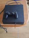 Sprzedam ps4 500gb  z oryginalnym padem i grą gta5