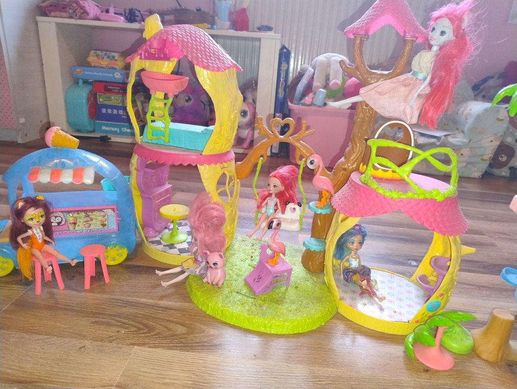 Domek enchantimals