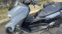Yamaha NMAX 125 –Dezembro 2022 | 9.600 km | Como Nova | Muitos Extras!