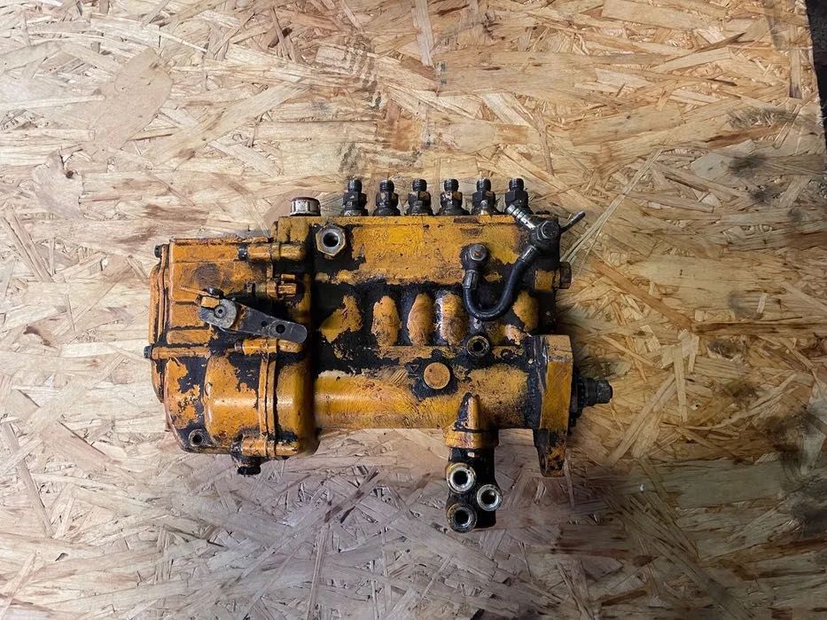 Pompa wtryskowa Ursus Zetor 6 cylindrowa Nowy TYP Centralne smarowanie