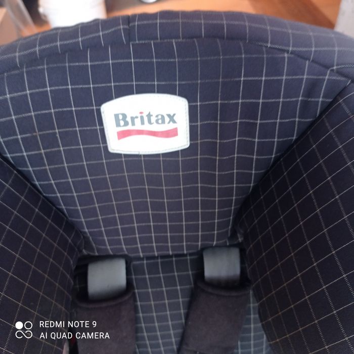 Fotelik Britax  montowany tyłem do kierunku jazdy