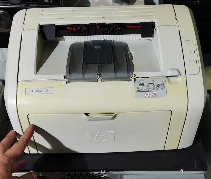 Лазерний принтер HP LaserJet 1018-1020