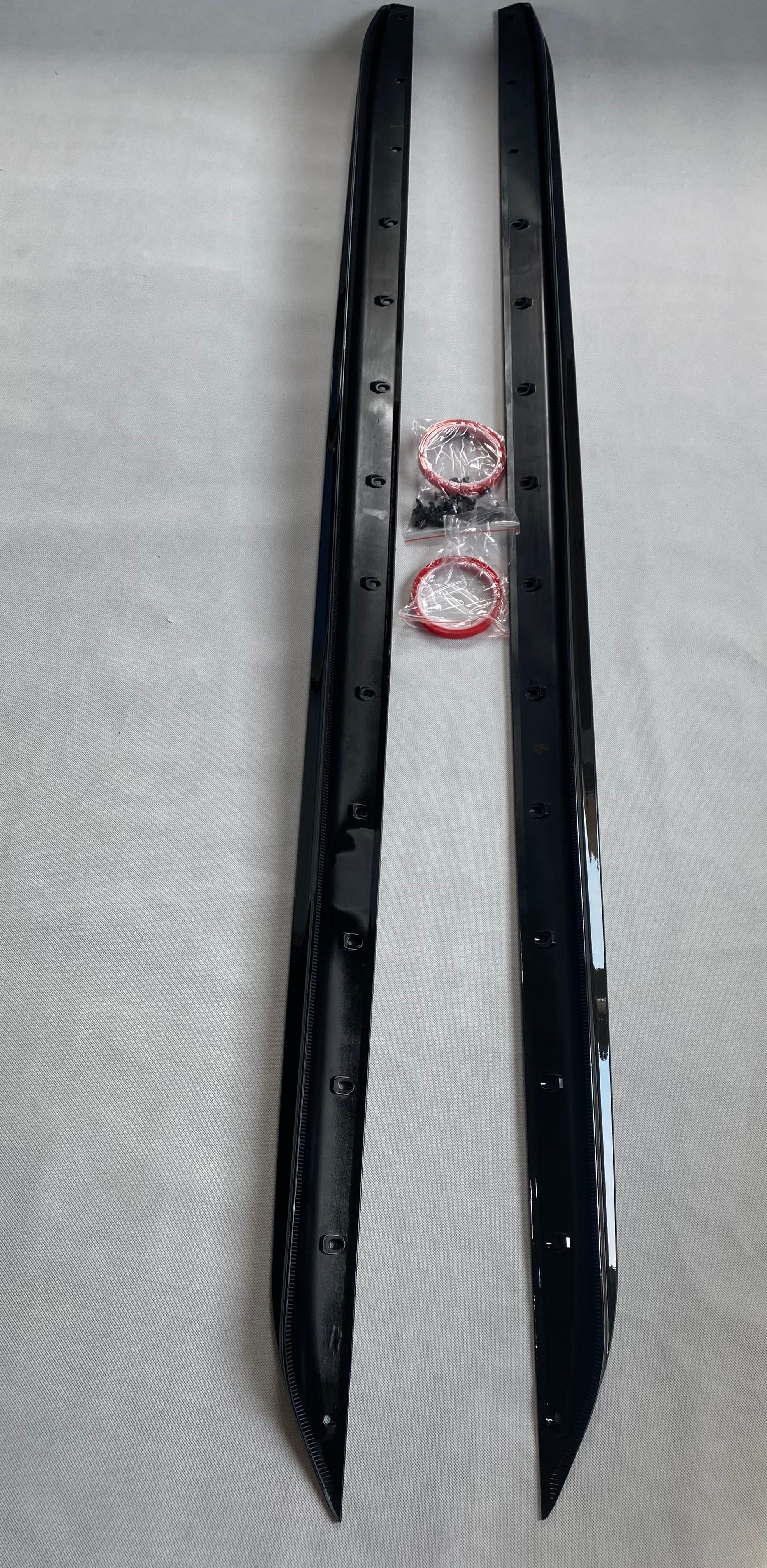 Dokładki listwy pod progi BMW G20 G21 CZARNY POŁYSK / CARBON