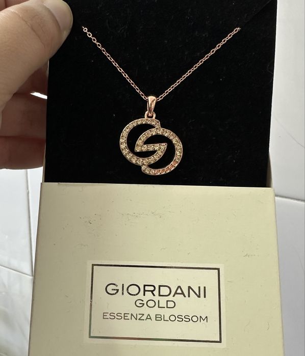 Caixa Colar Giordani Gold