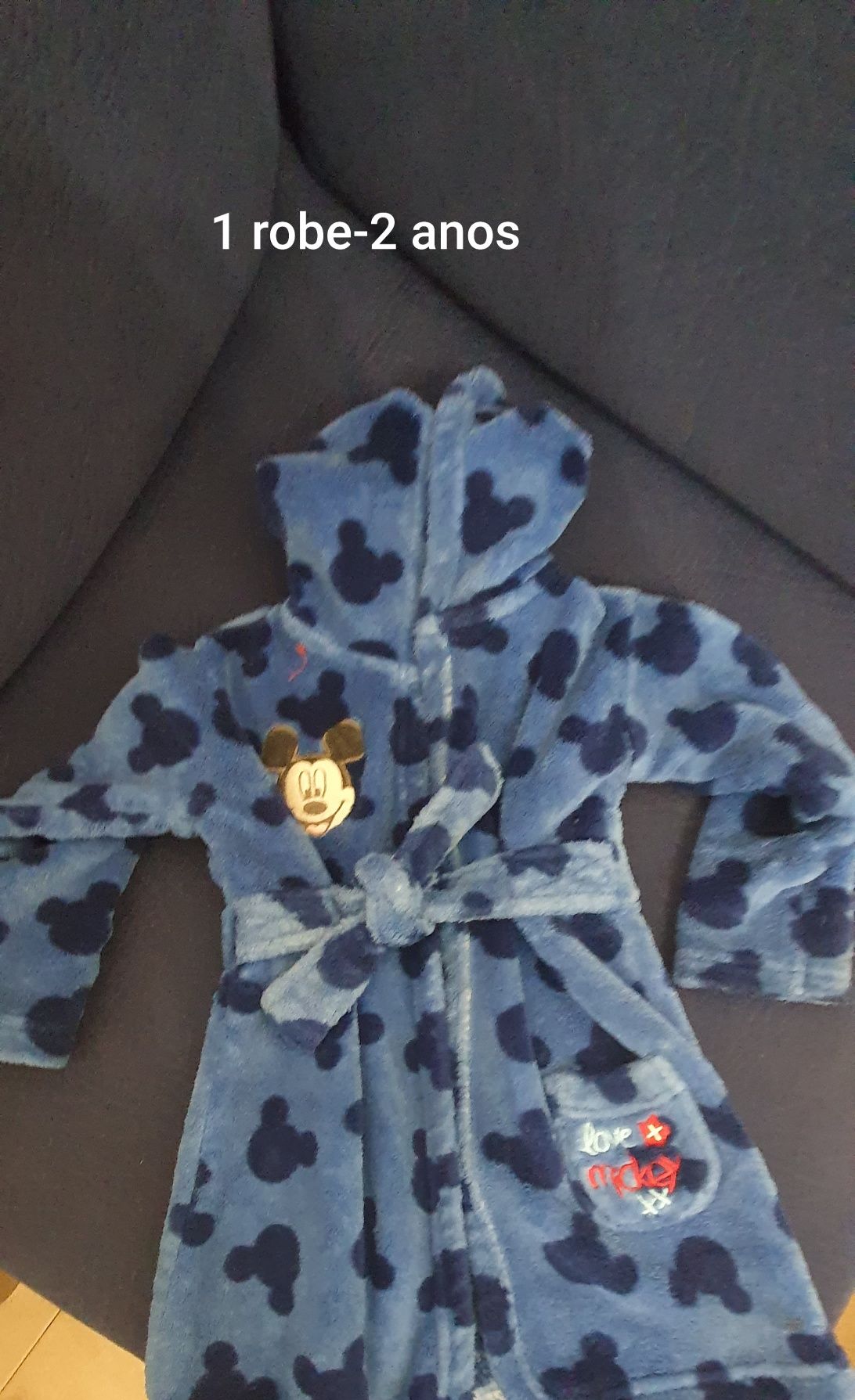 Roupa de menino 2 anos, bom estado, alguma de marca