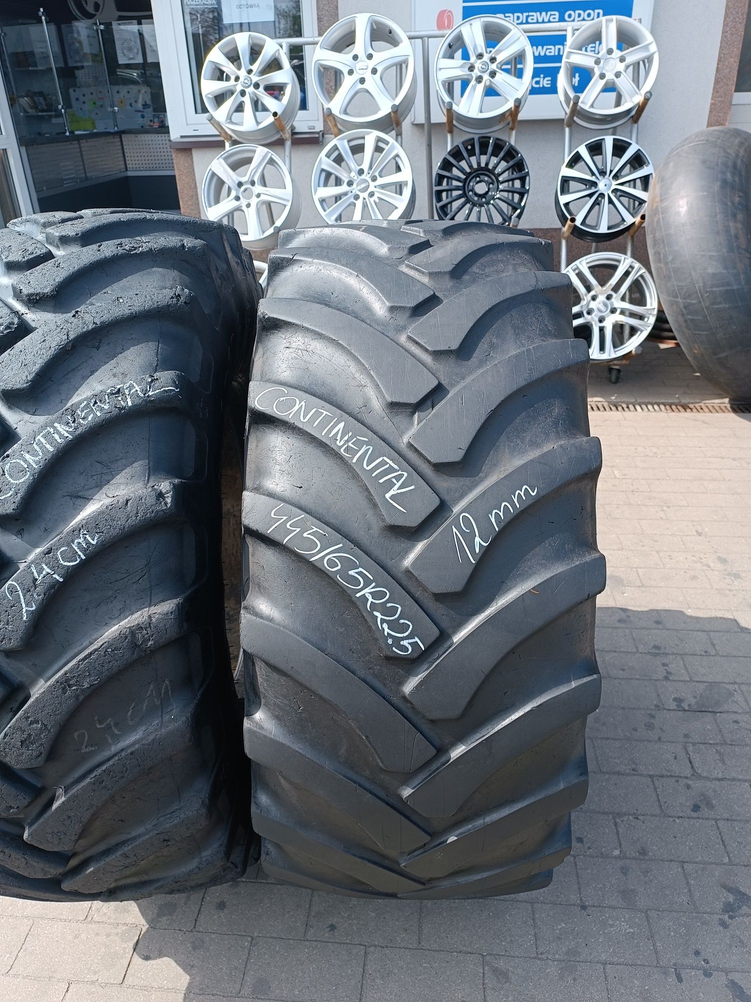 445/65R22.5 Continental Contract AC70 G