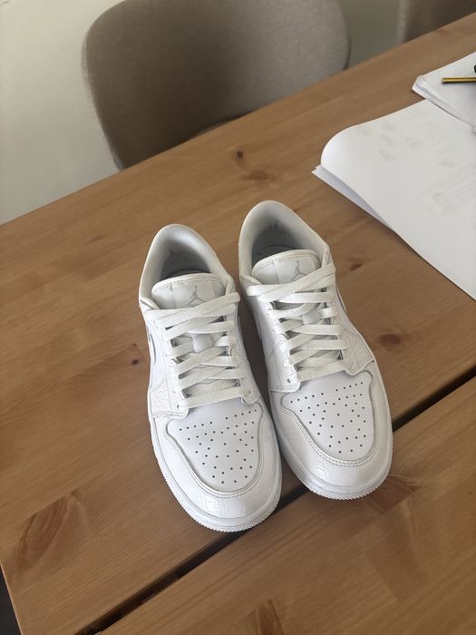 Nike Air Jordan 1 edicao limitada 40,5