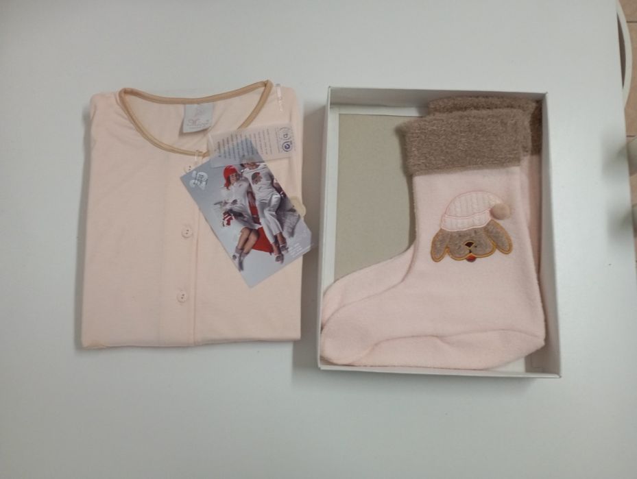 Pijama/vestido com pantufas