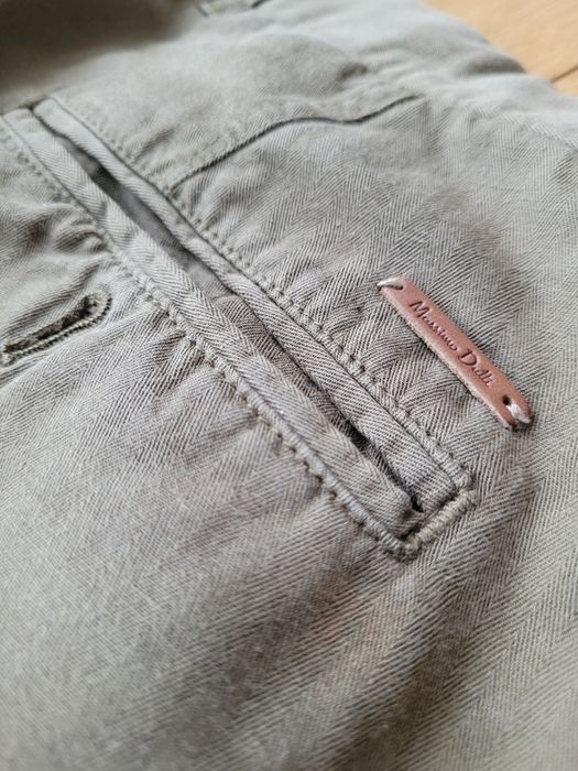 Letnie spodenki Massimo Dutti