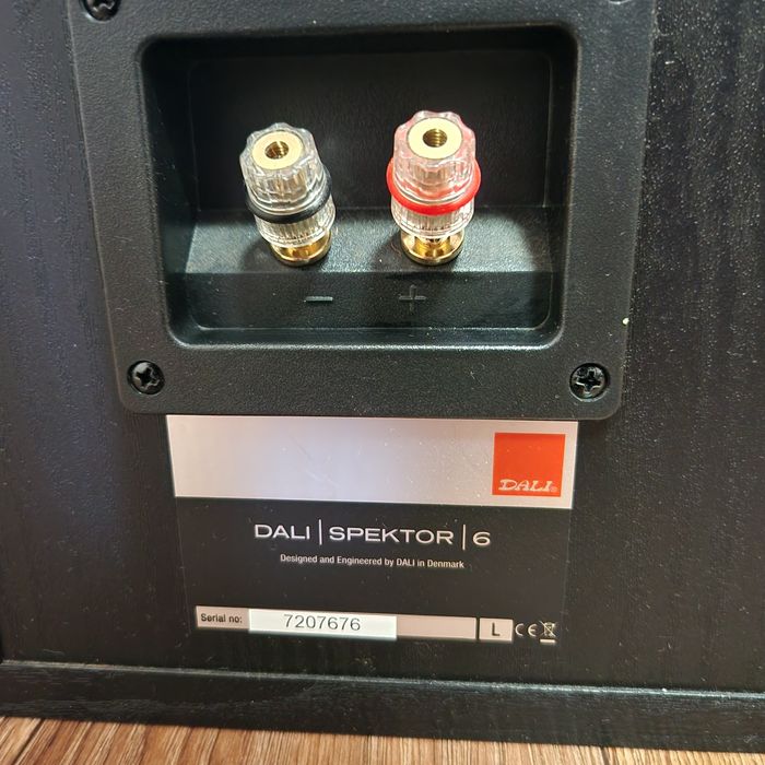 DALI Spektor 6 Black