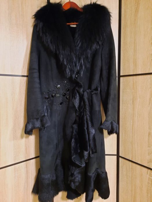 Дубленка натуральная женская. Торг р.48.
