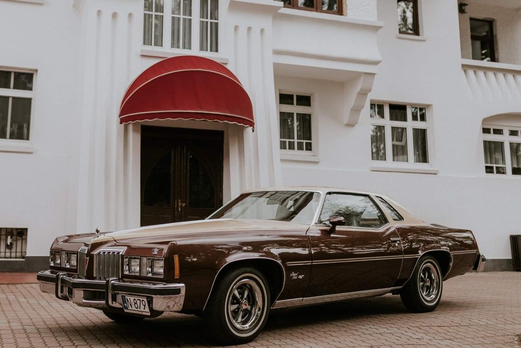 Auto do ślubu - Pontiac Grand Prix. Jedyny taki w Polsce