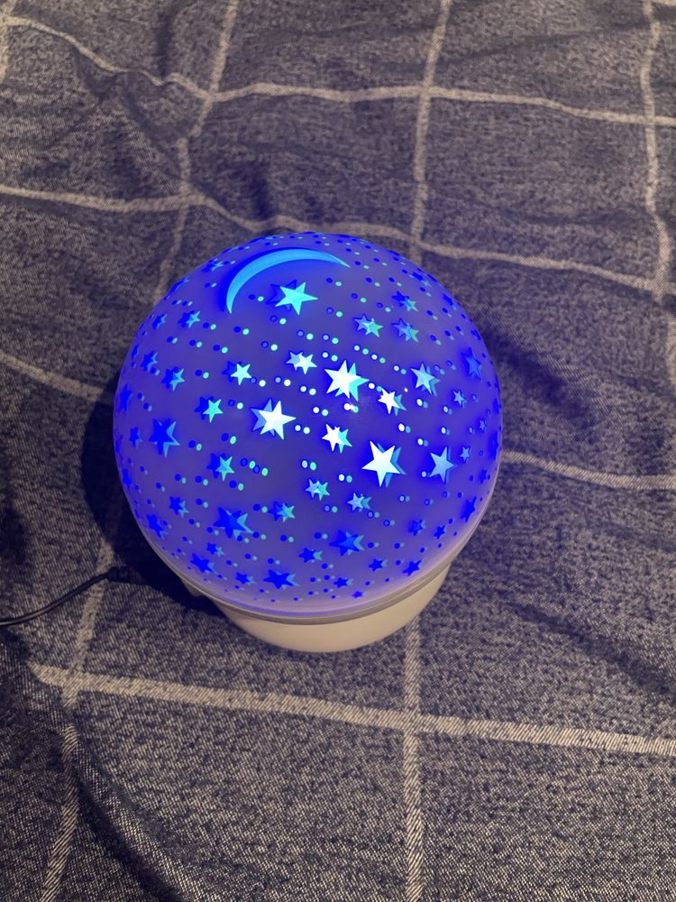 Projektor gwiazd , lampka nocna obrotowa