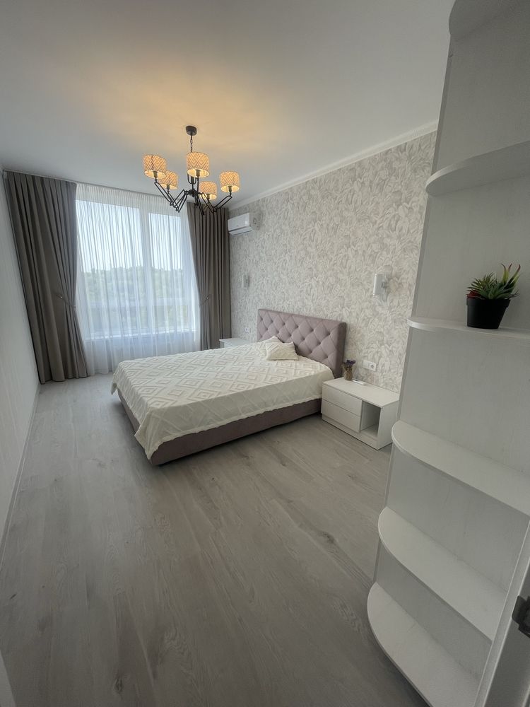 Перша здача ! ЖК Медовий, Кадетський гай, 10, нова 1 к.кв. 41 кв.м