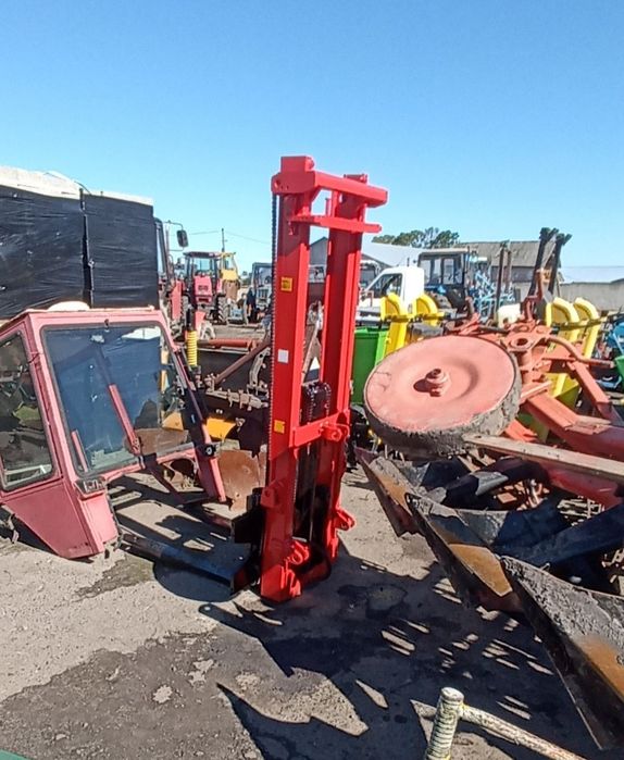 Навантажувач, стріла, погрузчик, мачта , МТЗ, ЮМЗ, lovol,