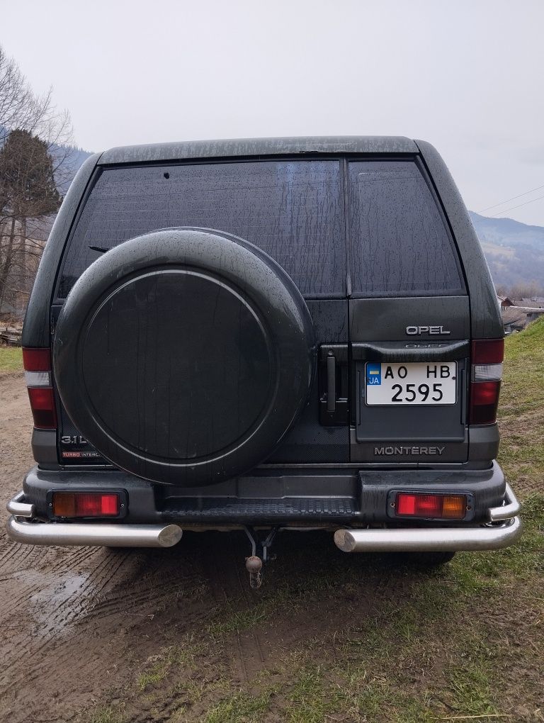 Продам Опель монтерей 3,1