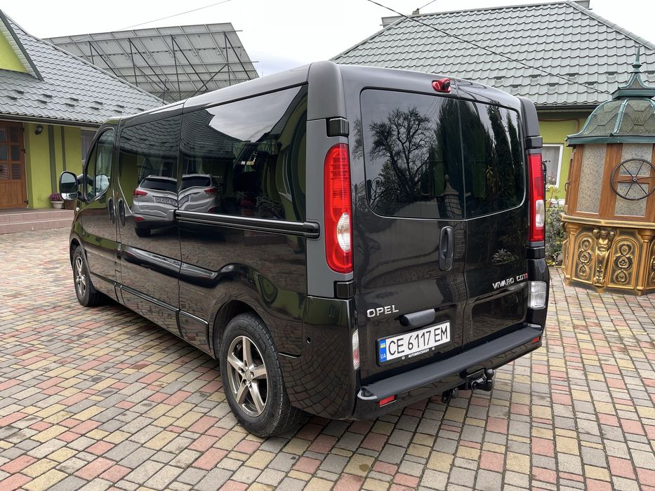 Опель Віваро оригінальний пасажир з об