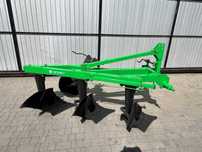 ПЛУГ 3-30 Bomet високі стойки