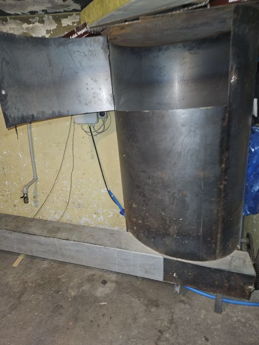 Podajnik do trocin  peleciarka