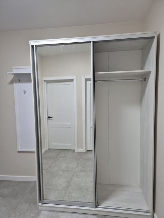 Шафа купе в гарному станi(торг)