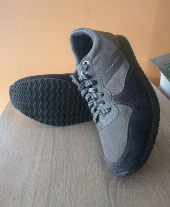 Tommy hilfiger 40 buty sportowe miejskie sneakersy
