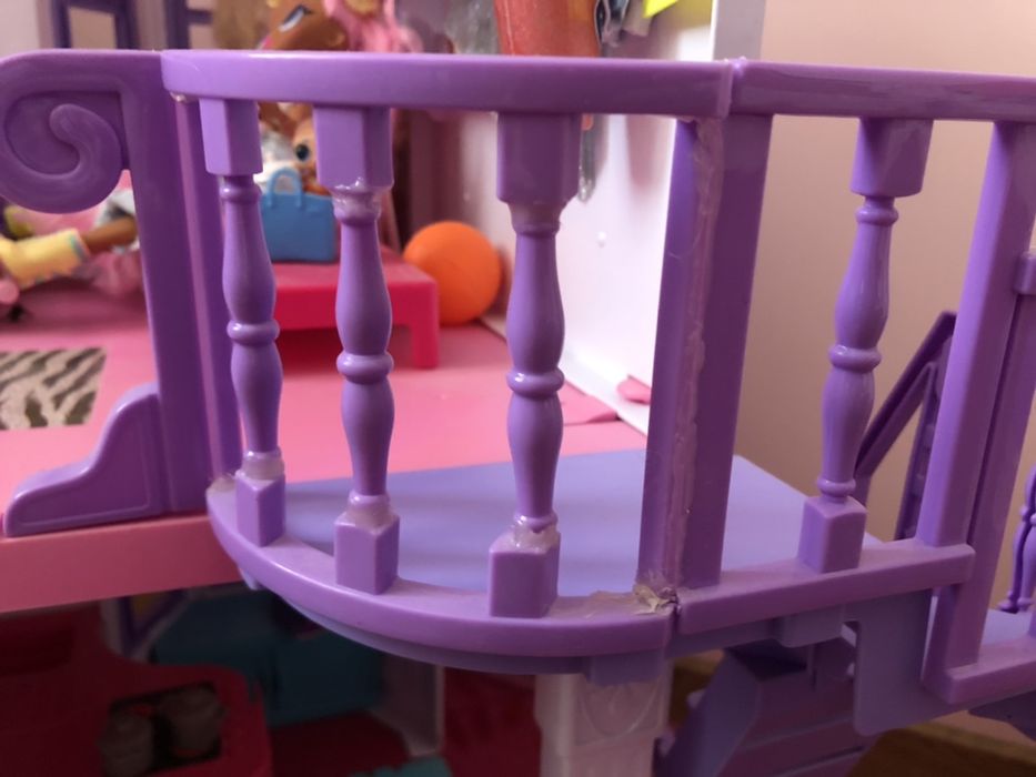 Будинок, будиночок для ляльок