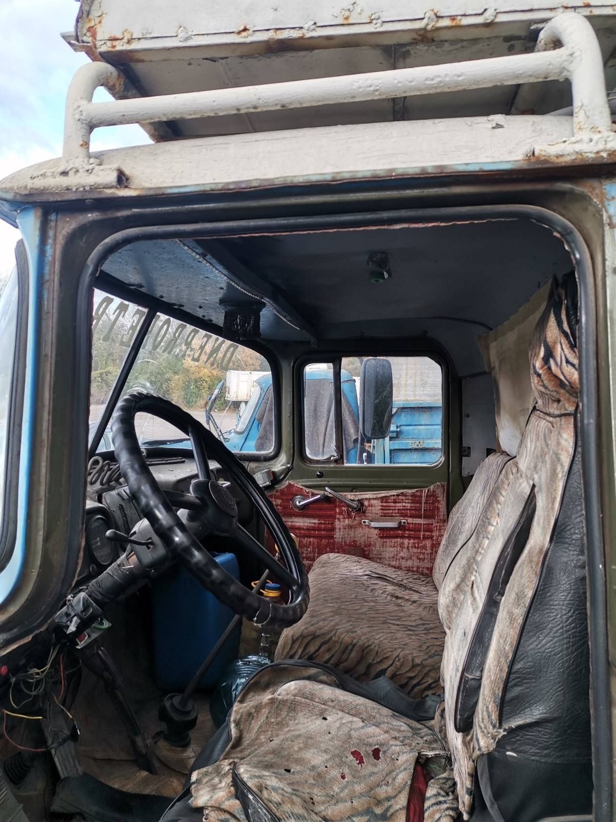 Продам зил 130 термобудка