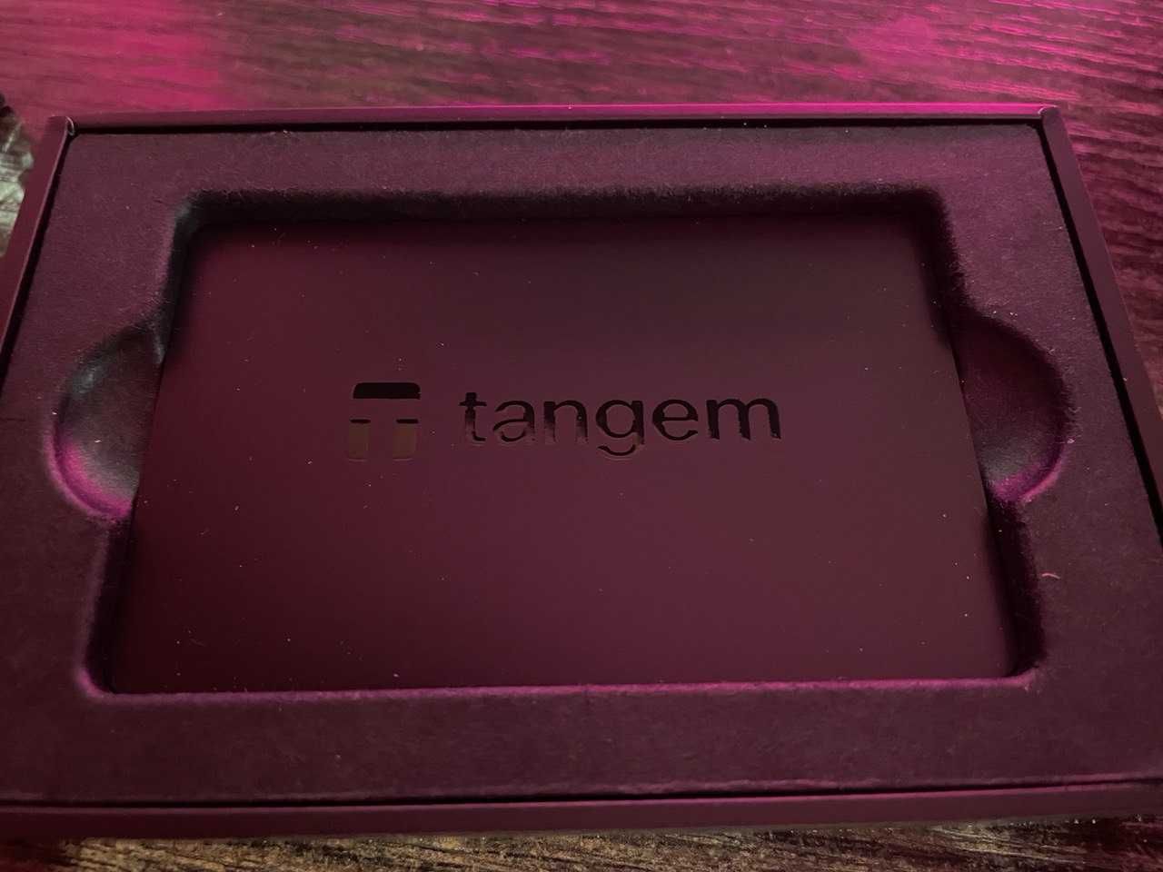 Криптогаманець Tangem Wallet 2.0 на 3 карти