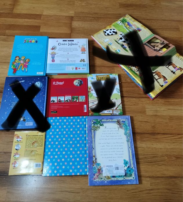Livros infantis variados