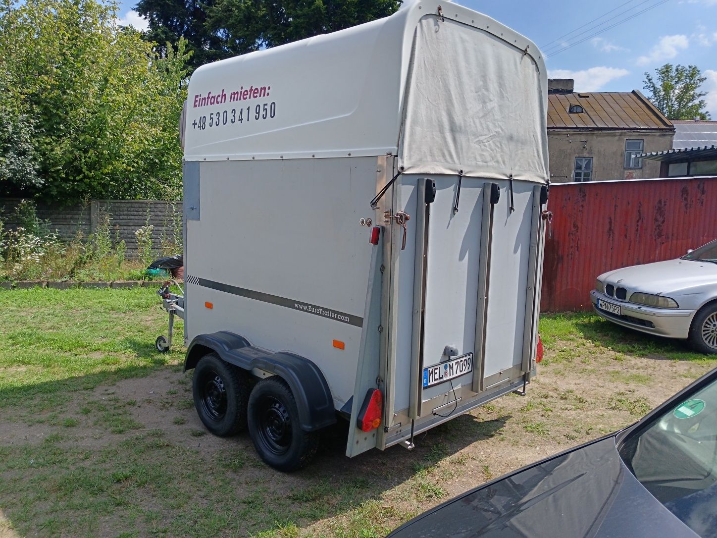 Sprzedam przyczepy do koni lub innych zwierząt na kat B Dmc 1200