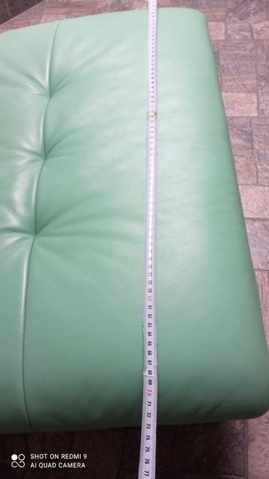 Pufa salonowa miętowa eko skóra