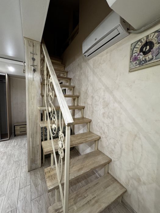 Оренда 2к дворівневої квартири з терасою біля Буча Пасаж