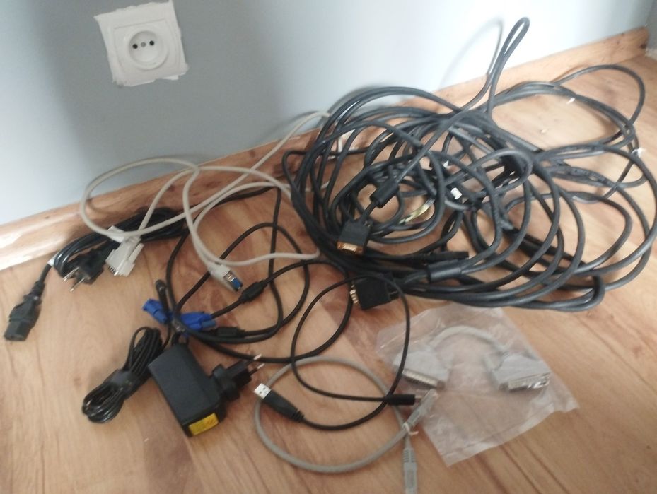 Kable do komputera rzutnika mix informatyka komputery elektryka