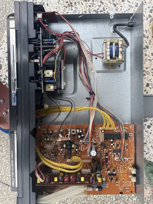 Кассетная стерео дека aiwa AD-F350