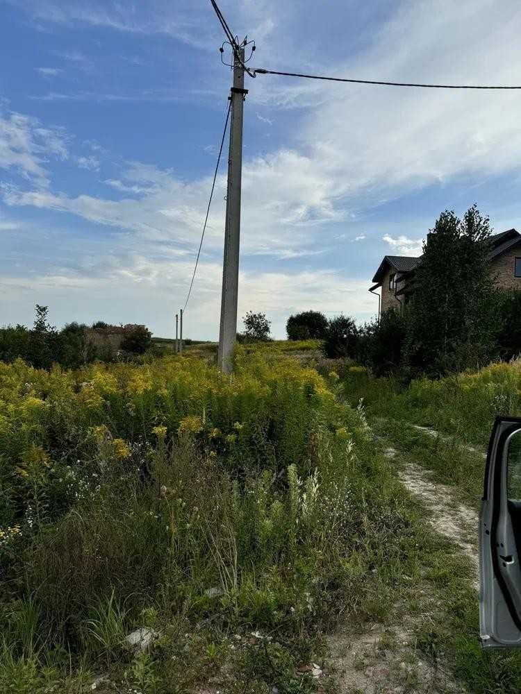 Продаж земельної ділянки в м.Дубляни