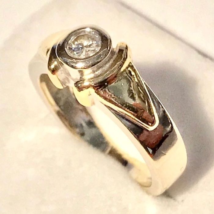 Złoty PIERŚCIONEK 18K cudowny BRYLANT 0,25ct r. 10