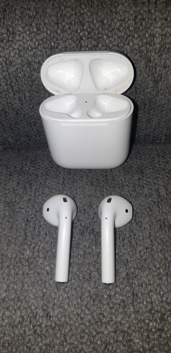 Apple AirPods 2 słuchawki