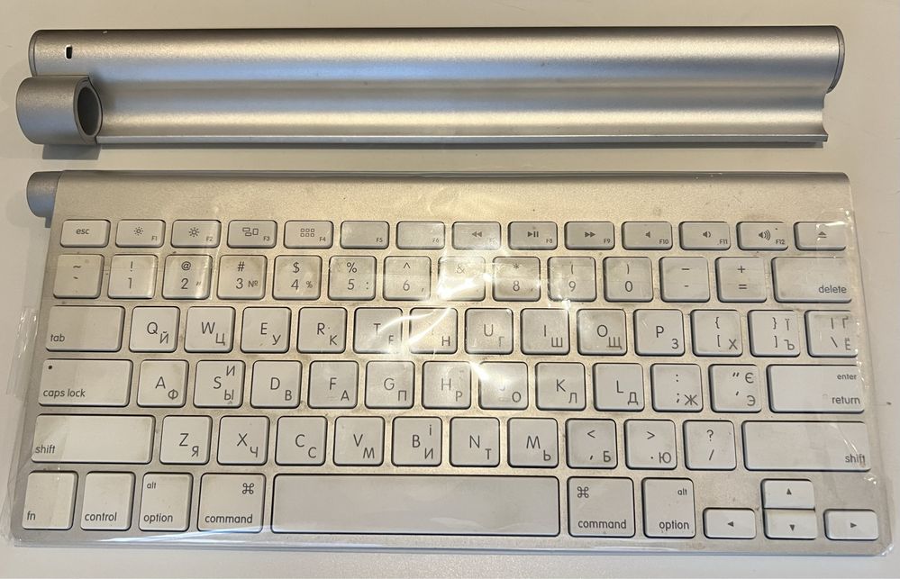 Клавиатура Apple Magic keyboard + зарядное The magic bar