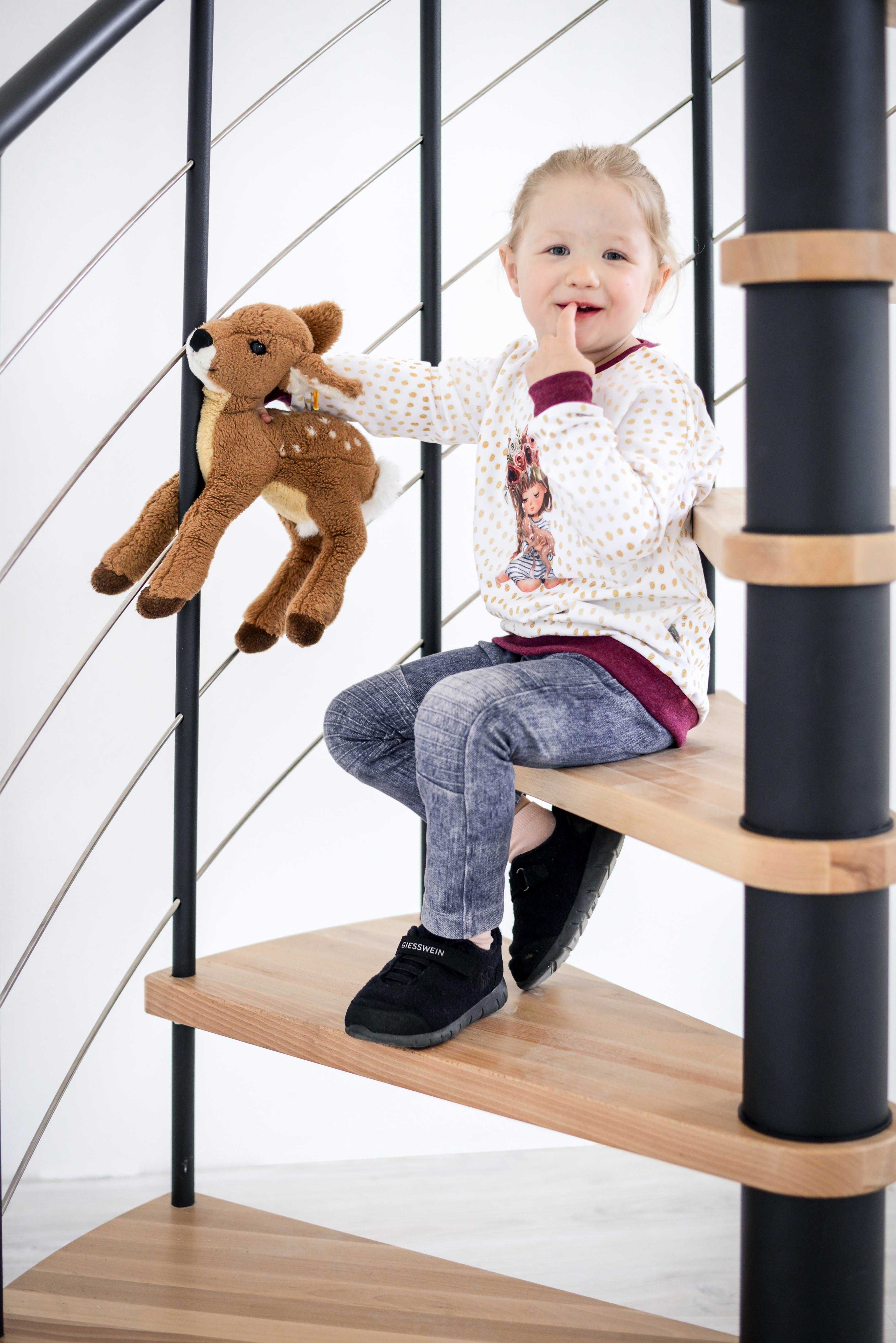 Schody kręcone VENEZIA SMART fi 120 cm. Black/ Buk
