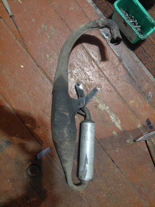 Leovince tt (вертікал)