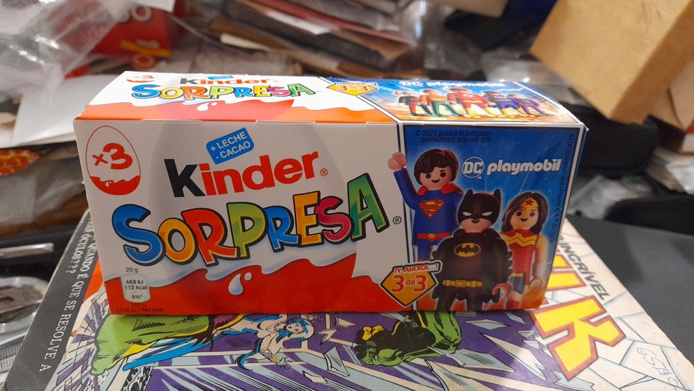 Bonecos Playmobil kinder Surpresa DC Comics Heróis Batman Vilões Joker