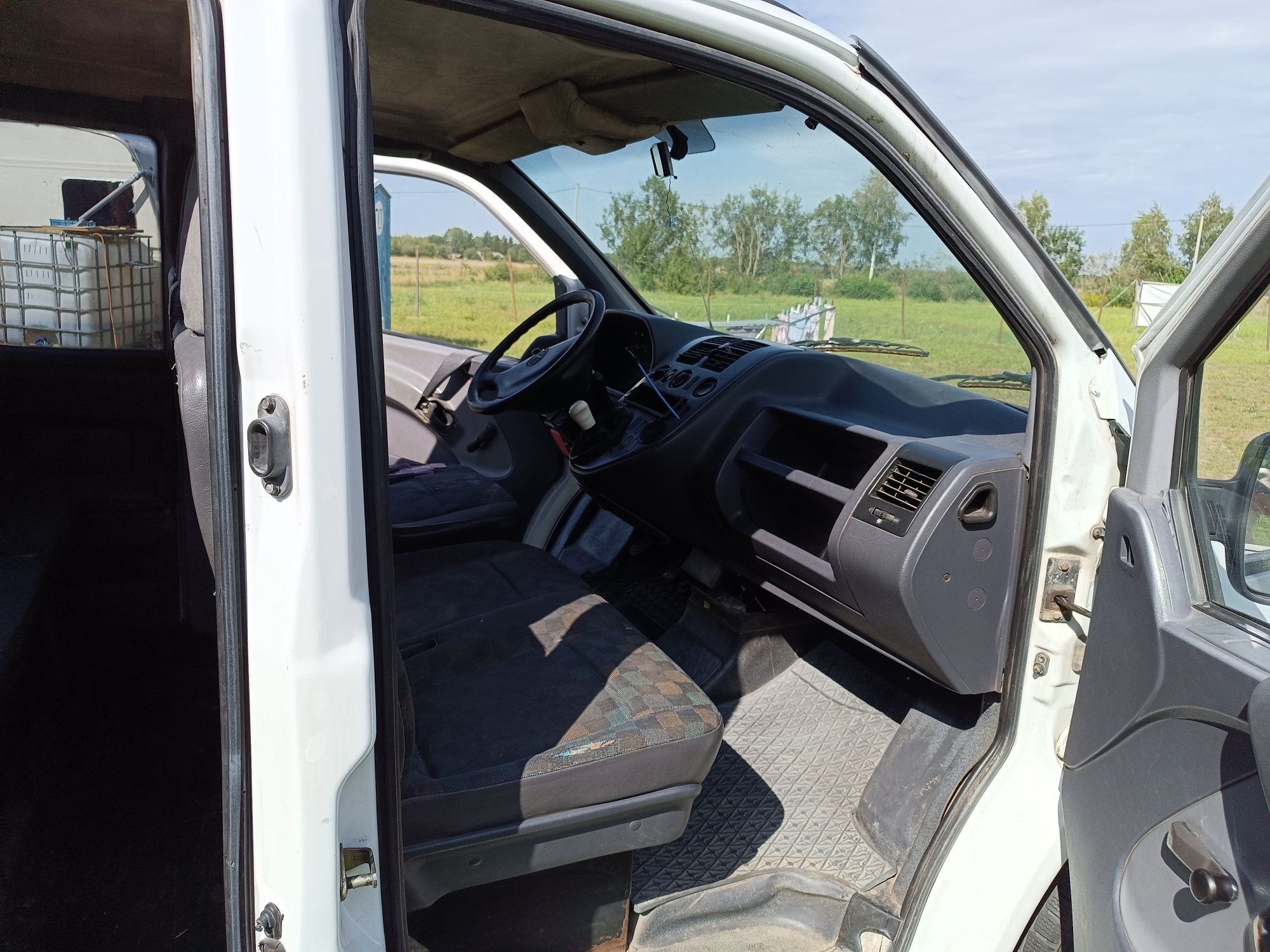 Mercedes Vito 2.2 CDI 6 osobowy