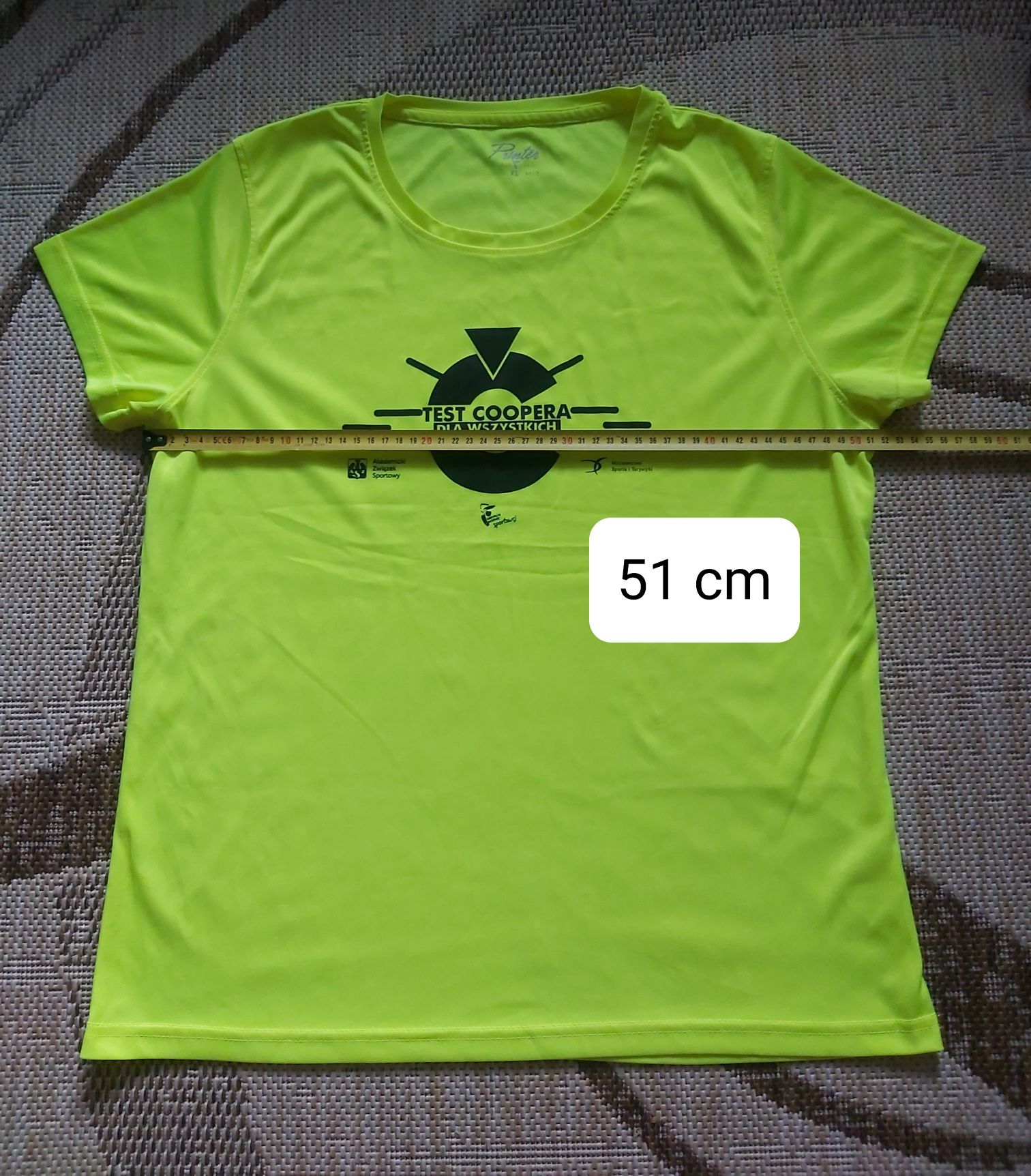 Sportowa koszulka