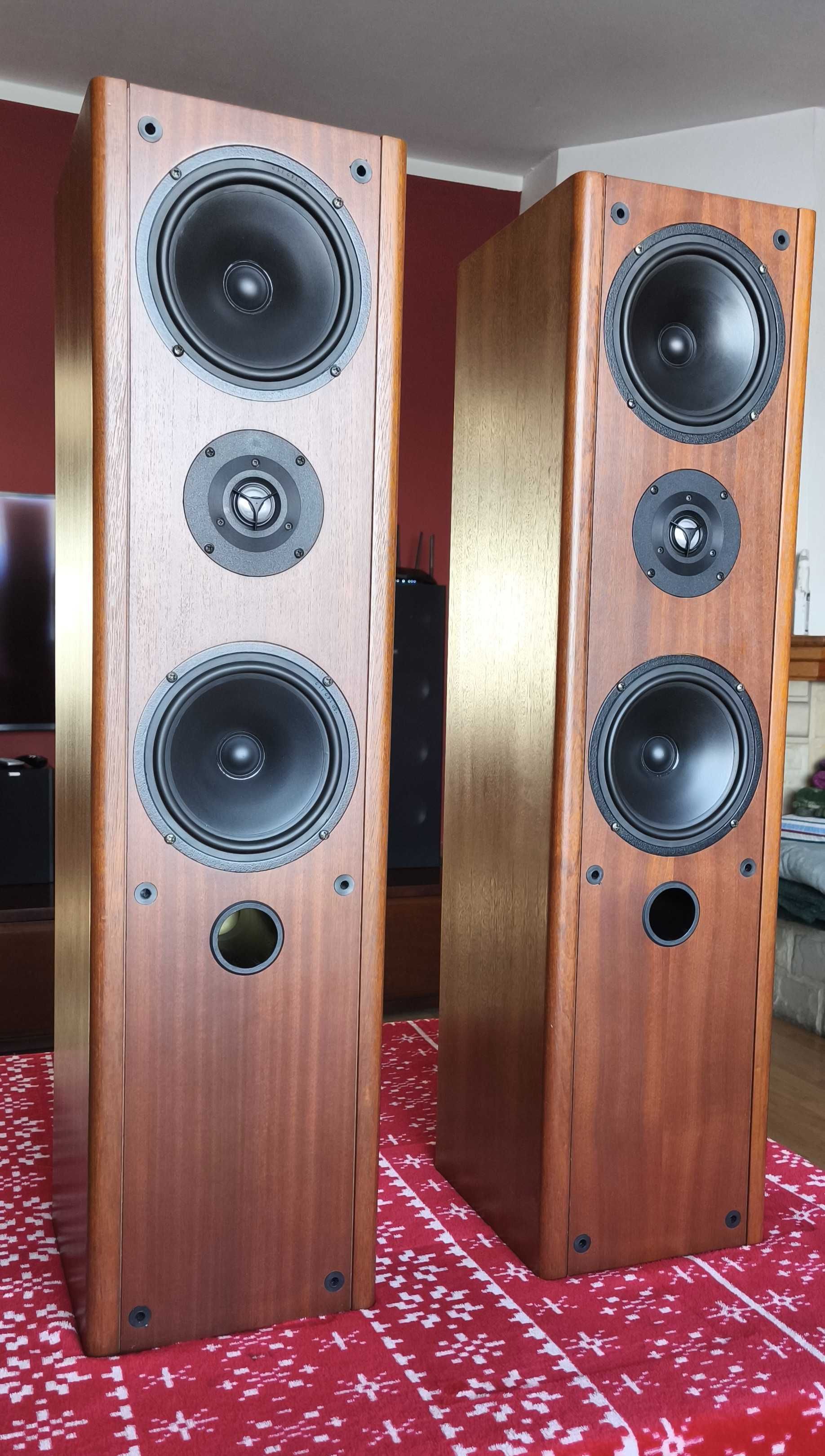 Sprzedam kolumny podłogowe firmy YAMAHA model NS-G120.