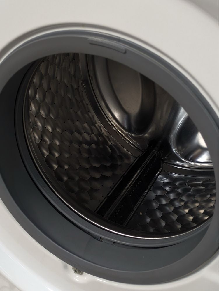 Пральна машина Miele WSD 123 A+++ 8 кг Інверторна