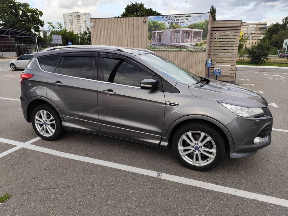 Продаж Ford Kuga 2014