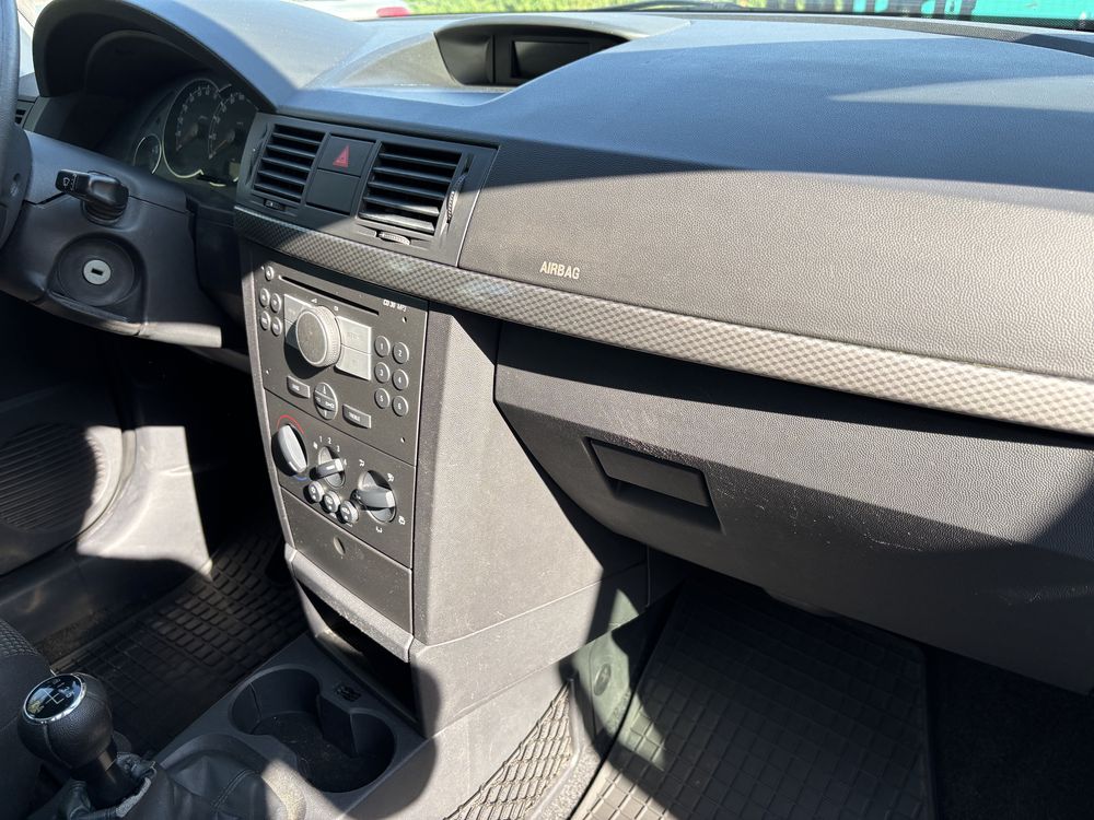 Opel Meriva 1.4 benz.Niski przebieg Nowy rozrzad!