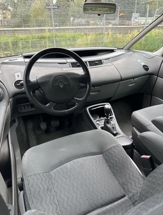 Renault espace Дизельный 7 местный на временной Регистрации!